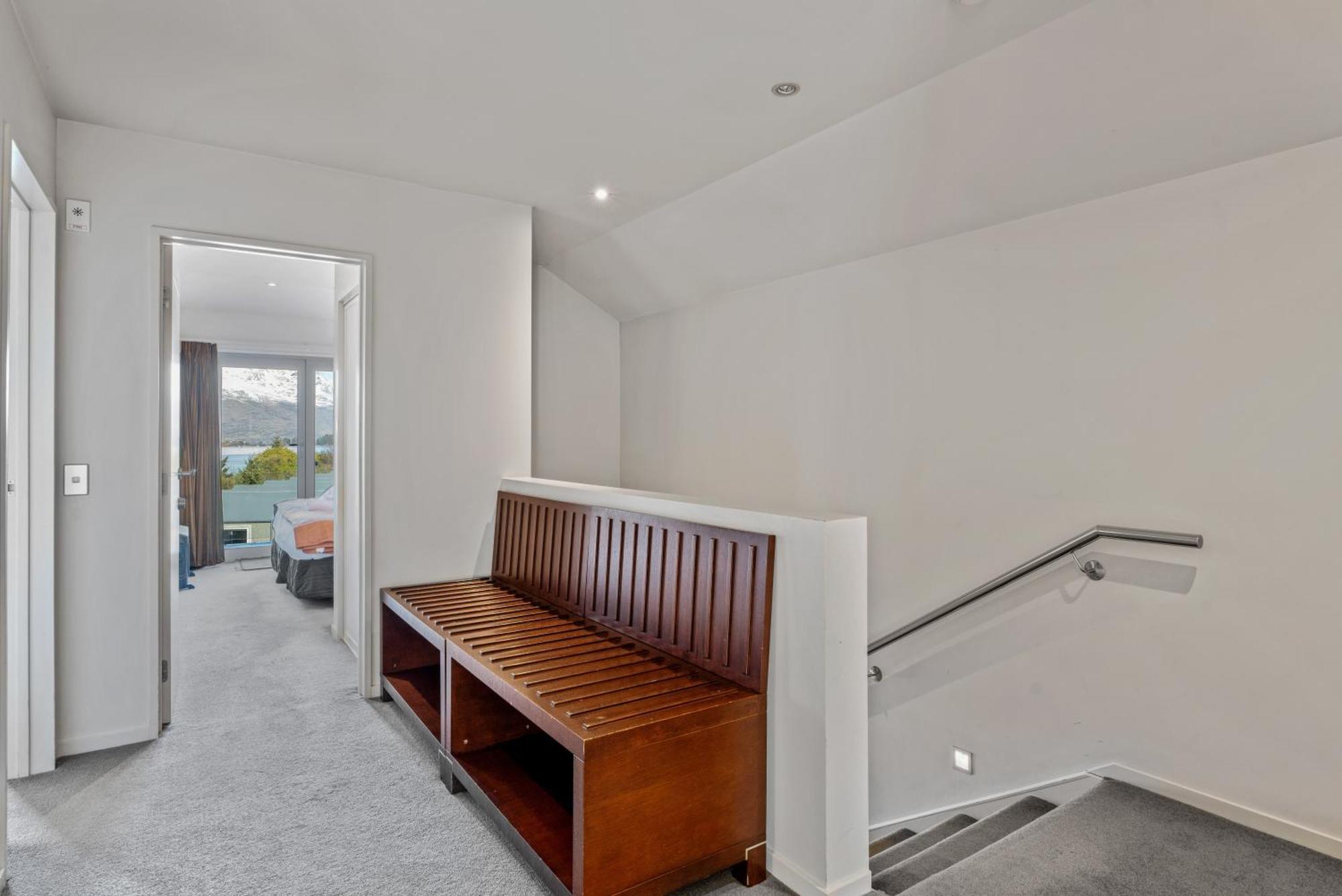 Lakefront Living - 4 Bedrm Apartment Alpine Vilage Queenstown Exterior photo